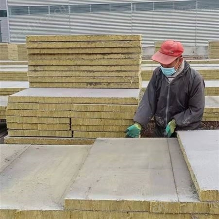 奎峰供应 竖丝岩棉复合板 加强纤维岩棉保温板