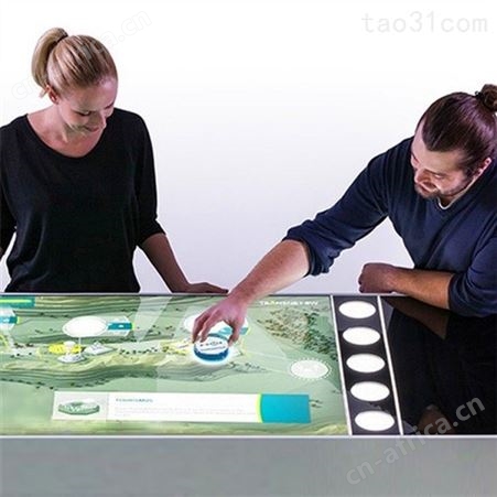 触摸一体机 物体识别互动桌 多媒体交互一体机 VR漫游桌技术