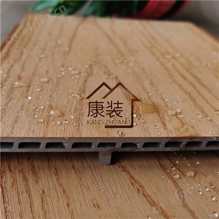 厂家定制生产二代共挤外墙装饰板木纹面墙板中空保温外墙装饰隔墙板材料
