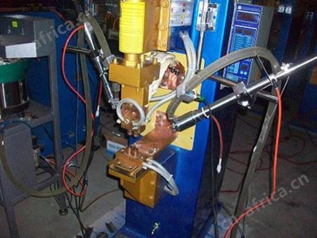 DNM-系列自动螺母焊接系统