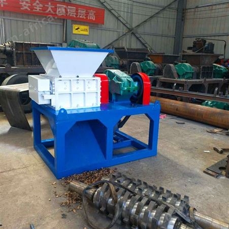 沙发大件生活垃圾撕碎机 废旧资源回收撕碎机 旧电线粉碎机