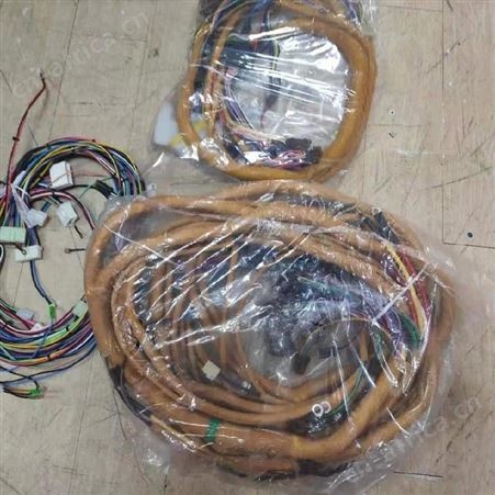 卡特320B保险丝盒线束