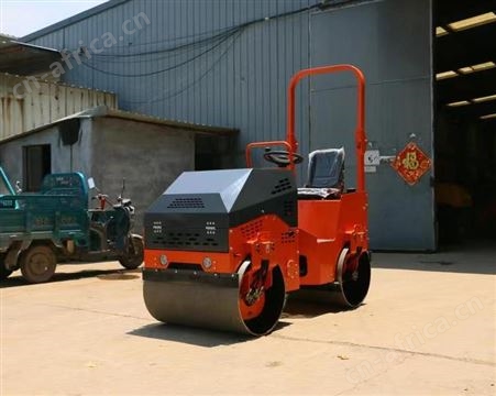 小型座驾压路机水冷柴油发动机双轮压土机中盛品牌
