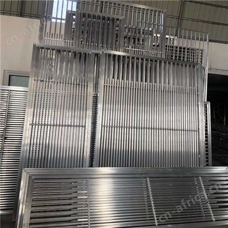 新疆图镂空铝屏风加工