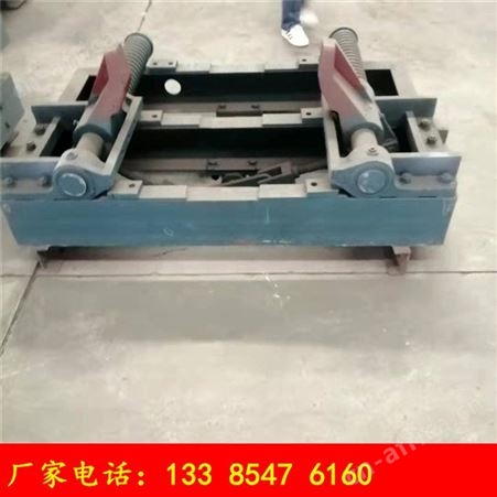 气动阻车器 手动连杆阻车器  600轨距矿用阻车器厂家