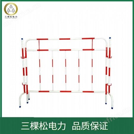 三棵松 组合式铁质围栏 铁质组合围栏 定制铁制组合围栏
