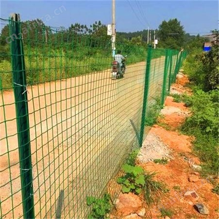 厂家直供高速公路护栏网  铁路公路护栏网 