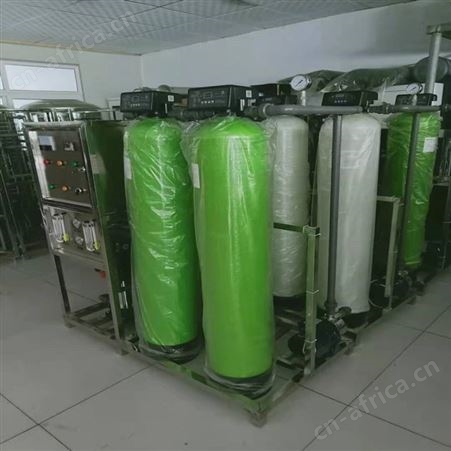 峻峰机场水质净化1吨反渗透设备 单级简配 流量1吨水软化进货