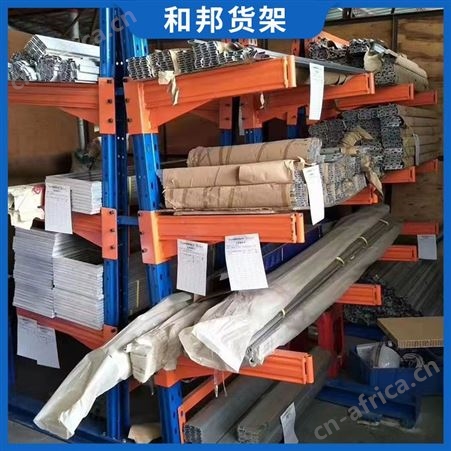 定制重力悬臂双面货架托臂阁楼平台五金门窗铝型材管布料厂