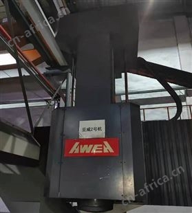 工厂在位出售二手中国台湾亚威LP4025YZ加工中心三轴光栅尺带直角铣头