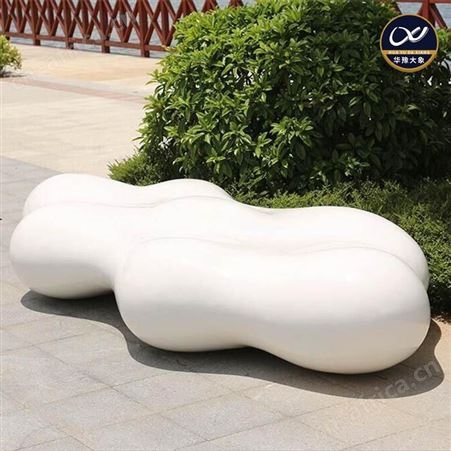 鹅卵石白色玻璃钢坐凳定做 卡通动物造型座椅制作