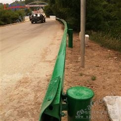 陕西高速公路防护栏厂 防撞波型钢护栏板价格 高速公路栏杆生产厂家 送货上门安装