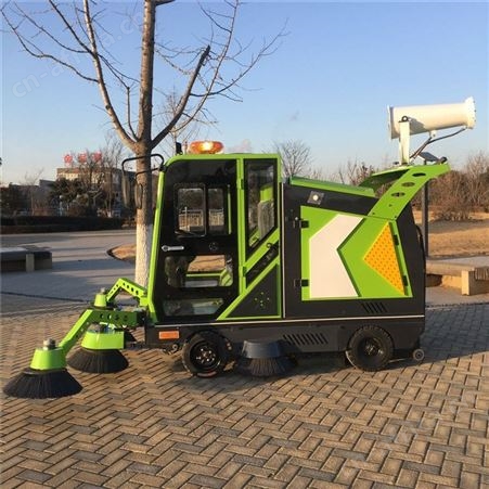雾炮抑尘扫地车 驾驶式小型道路扫地车车 电动路面多功能扫地车