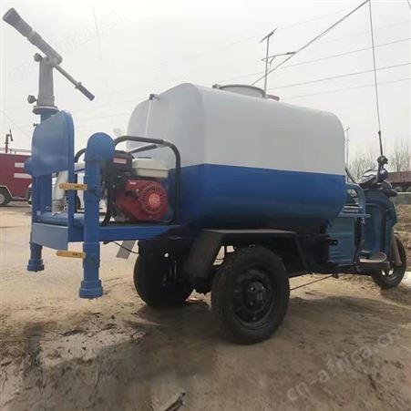 高压式 多用途道路小型洒水车 除尘大容量雾炮车