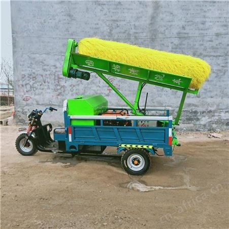 移动式围挡清洗车 隔离栏杆高压清洗机 全自动围挡滚刷式清洗车