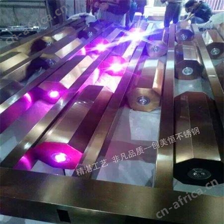 不锈钢屏风隔断 镜面不锈钢屏风质量标准