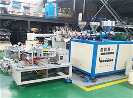 六模高速吹瓶机